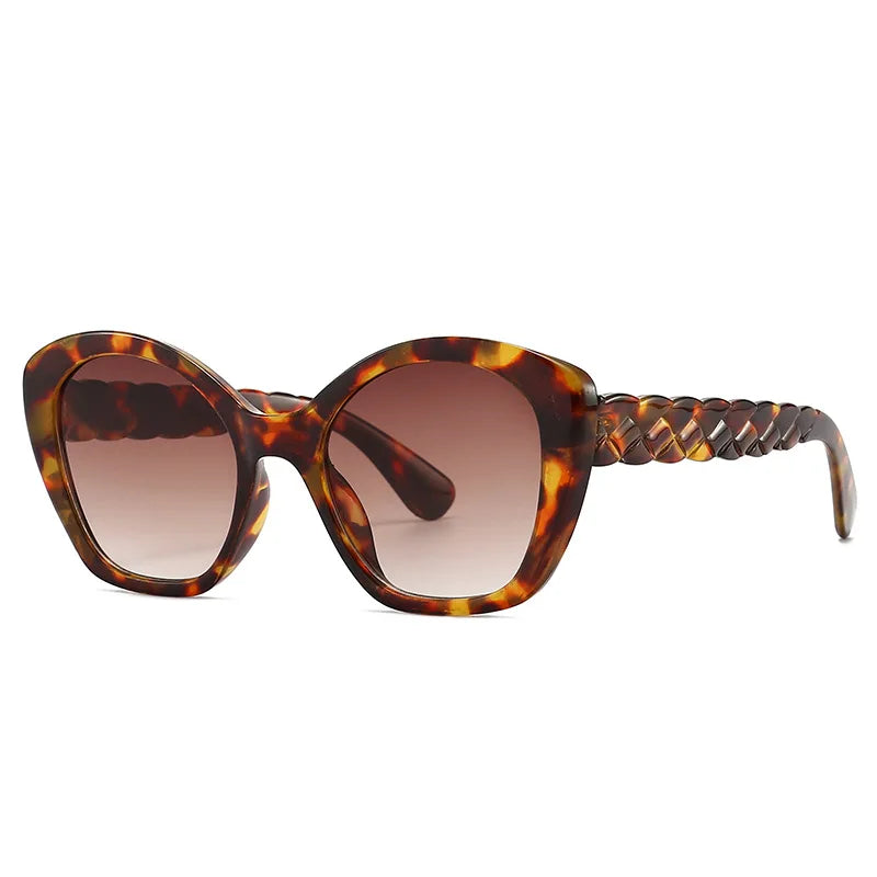 Rainbow Cat Eye Sunglasses for Women Designer Style Reflective Lenses Oversized Cateyes Shades Gafas de sol