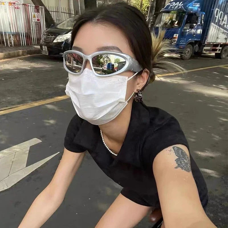 XJiea y2k Occhiali da sole Donna 2024 Steampunk Uomo Occhiali Lenti a specchio alla moda Ciclismo all'aperto Unisex Shades Eyewear